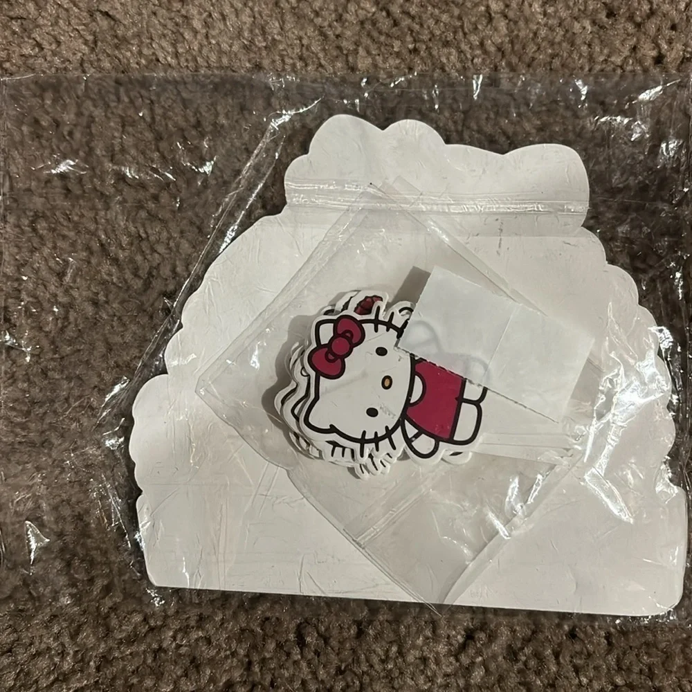 NEW hello Kitty Cake Toppers